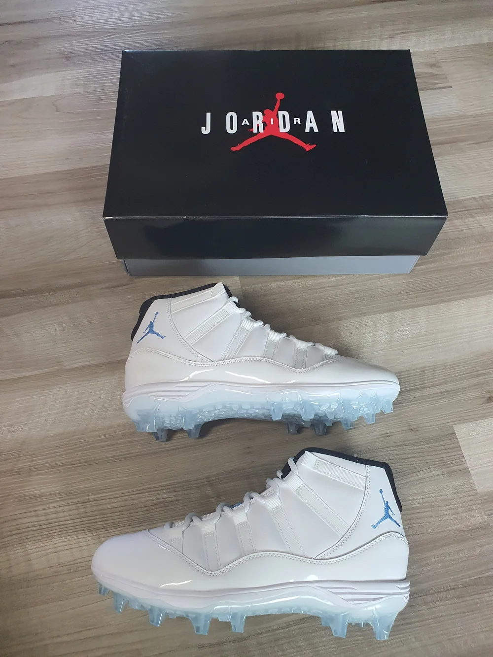 Air Jordan 11 Mid TD Football Cleats Legend Blue HM7324-104 Men Sz 8-9.5- 10.5